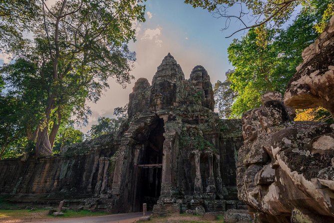 1-Day Amazing Angkor Wat Tour with Sunset & All Interesting Major Temples - The Elephant and Leper King terraces