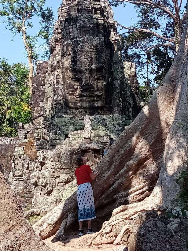 1-Day private Angkor Temple Tour from Siem Reap - Starting at Angkor Wat for two hours