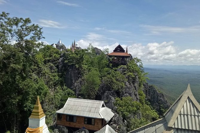 1 day Private Tour to Unseen Temple in Lampang - Wat Chaloem Phrakiat, the mountain temple
