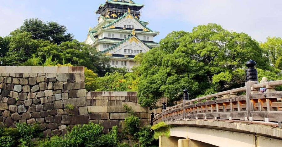 1-Day walking tour in Osaka:Castle, temples and Ukiyoe - Why This Route Works for a First Day in Osaka