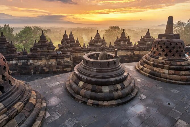 1 Day Yogyakarta tour ( Borobudur temple, Merapi Lava Tour, Prambanan Temple) - Who should book this tour?