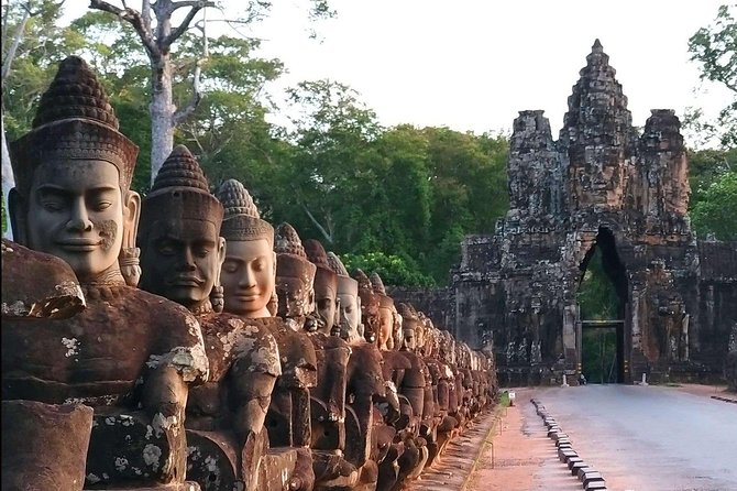 2-Day Angkor Wat Tour from Bangkok - Tonle Sap and the Chong Kneas floating village