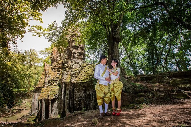 2-Day Angkor Wat With Small, Big Circuit and Banteay Srei Tour - Day two starts before breakfast at Angkor Wat