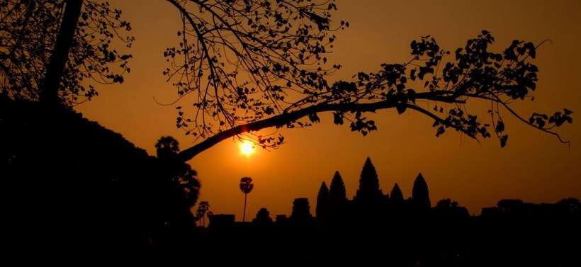 2-Day Angkor Wat With Small, Big Circuit & Banteay Srei Tour - Ta Prohm and the Tomb Raider effect