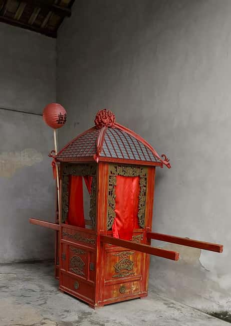 200-year-old Hakka Residence Tour +Ancient Buddhist temple - Walking beside the Longgang River wetland