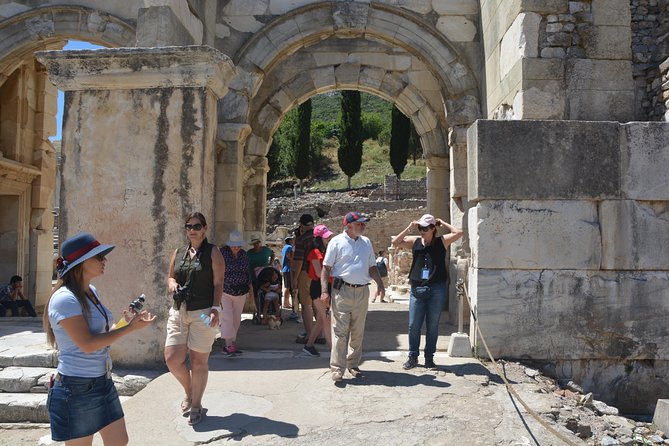 3-Hour Private Ephesus, Terrace Houses, Cruiser Only - The Temple of Artemis in a ten-minute stop