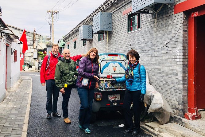 4-Hour Private Beijing Walking Tour of Lama Temple and Hutong - Back Lakes and the Shichahai Evening Mood
