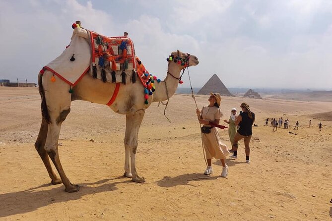 4 hour Private tour Giza pyramids ,sphinx and mummification temple tours - Seeing Cheops, Chephren, and Mykrenes together