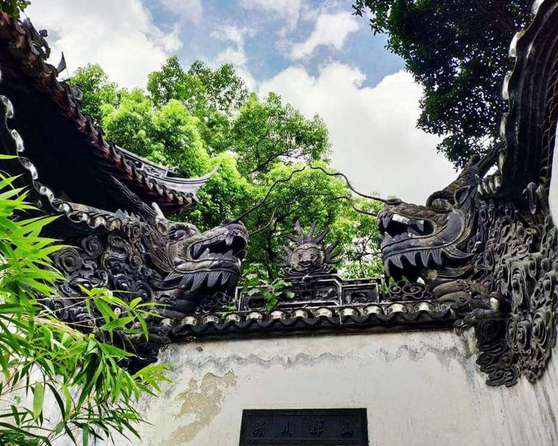 4-Hour Shanghai Best Garden and Temple Tour with Tea Tasting - Guide quality and the value of a private group