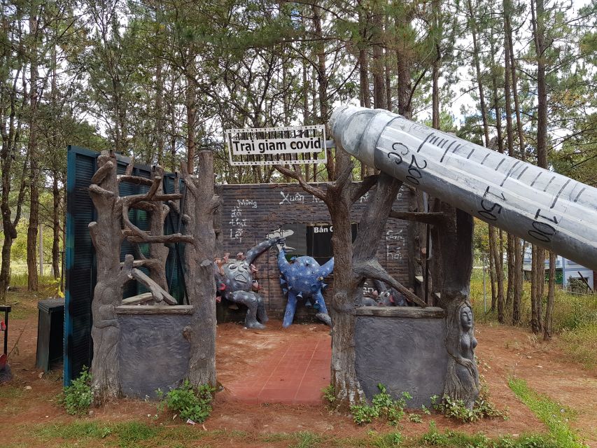 7-hour Datanla waterfall, Clay Tunnel and Holy See temple - Truc Lam Zen Monastery and Tuyen Lam Lake