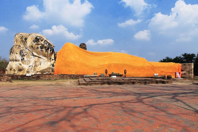 A Day in Ayutthaya: Private 5 UNESCO Temples Tour From Bangkok - Wat Mahathat and Ayutthaya’s religious importance