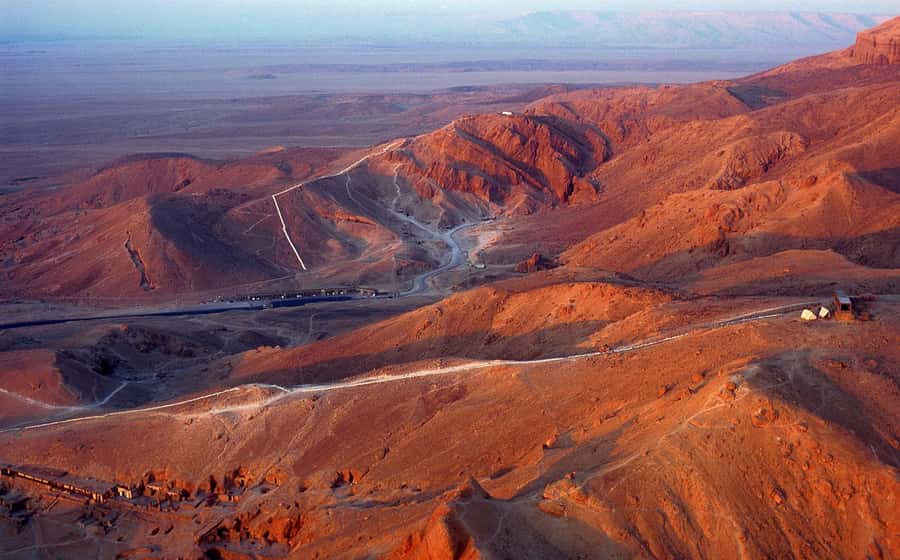 A Luxor Excursion to Habu Temple, Valley of Workers & Queens - Key points at a glance
