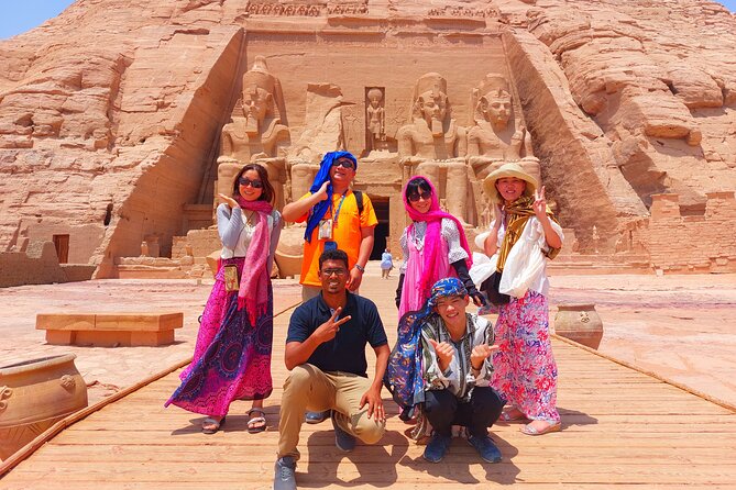 Abu Simbel Temples Private Day Tour by Luxury Car from Aswan - Meeting the Egyptologist guide at Abu Simbel