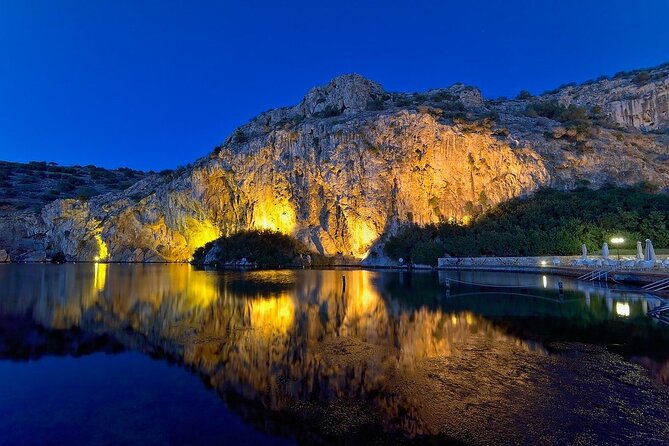 All Day Athens Highlights & Sunset Tour to the Temple of Poseidon - Plaka and Monastiraki: time for a Greek lunch