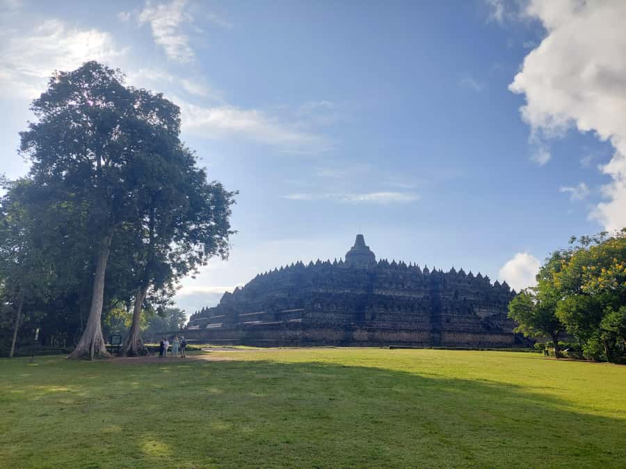 All-inclusive Borobudur Sunrise & Prambanan Temple Tour - Key points to know before booking
