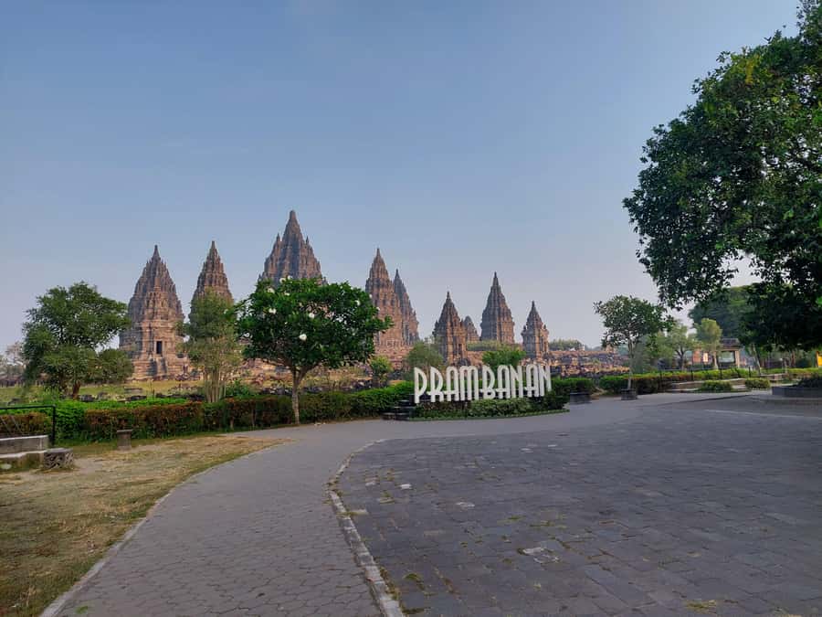 All-inclusive Borobudur Sunrise & Prambanan Temple Tour - Why this Borobudur and Prambanan combination works