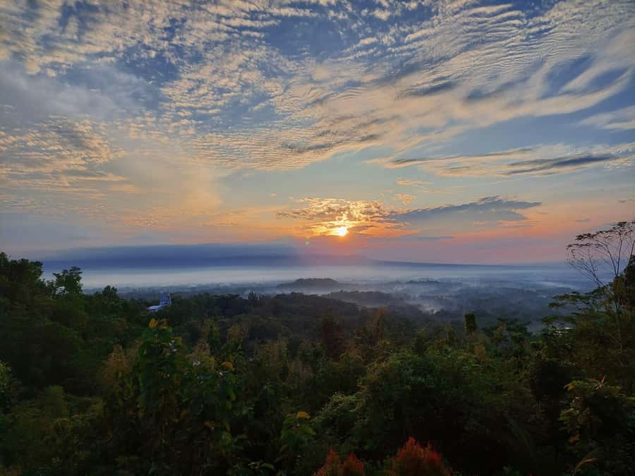 All-inclusive Borobudur Sunrise & Prambanan Temple Tour - Sunrise at Setumbu Hill