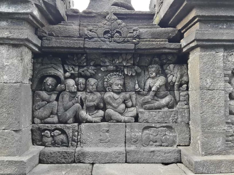 All-inclusive Borobudur Temple Tour with Sunrise Option - Adding Prambanan for a fuller temple day