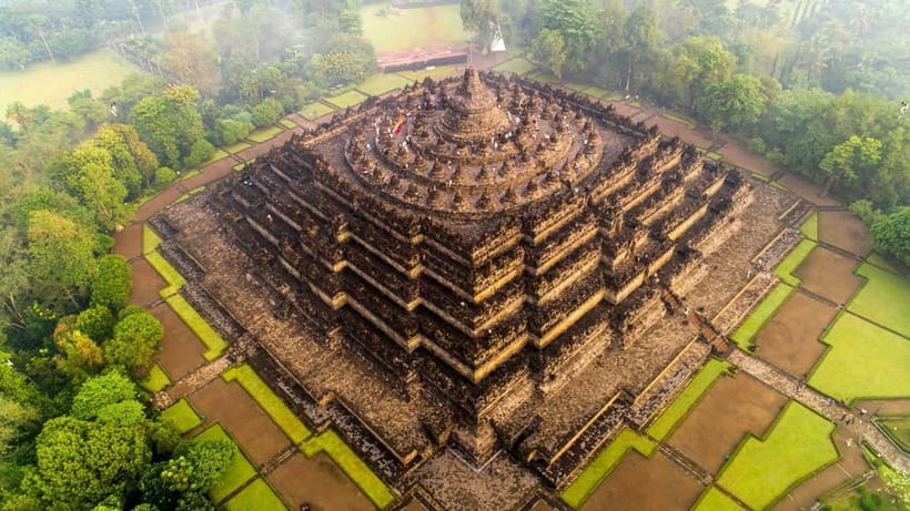 All-inclusive Borobudur Temple Tour with Sunrise Option - Private pickup changes the shape of the day