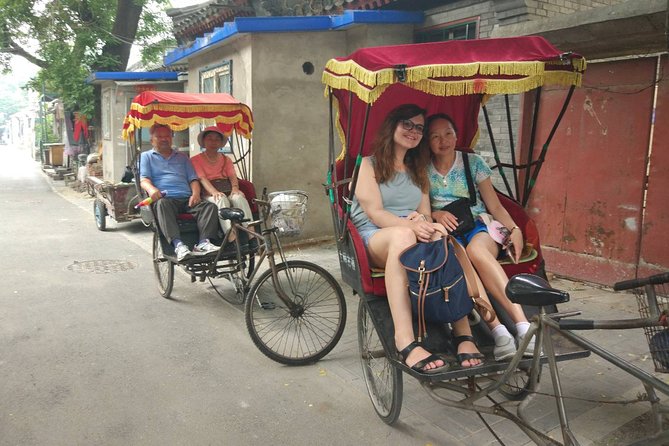 All-inclusive Private Day Trip: Hutongs, Lama Temple & Panda House with Lunch - Entering Lama Temple at Yonghegong