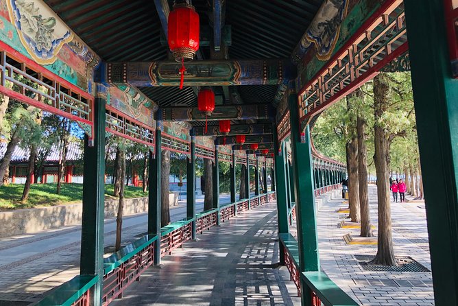 All Inclusive Tour of Summer Palace, Temple of Heaven and Hutong - A short walk along Yandaixie Street