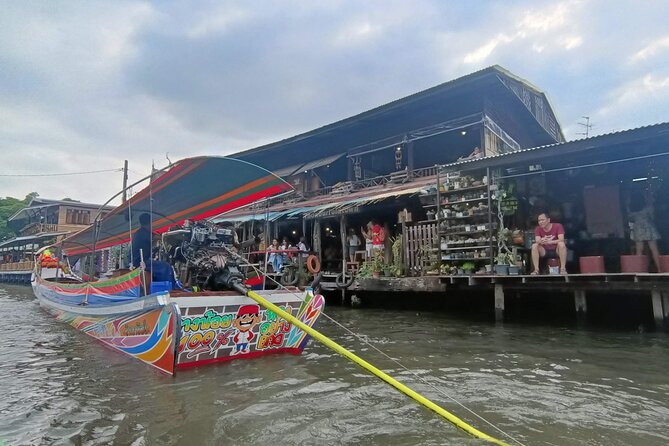 Amazing Bangkok City and Temple Tour with Local Guide - Tha Chang Pier and the long-tail boat through Thonburi