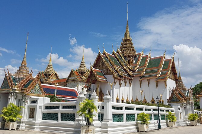 Amazing Bangkok City and Temple Tour with Local Guide - Wat Arun, the Temple of Dawn
