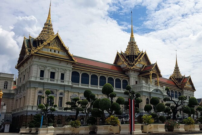 Amazing Bangkok City and Temple Tour with Local Guide - Pak Khlong Talat, Bangkok’s great flower market