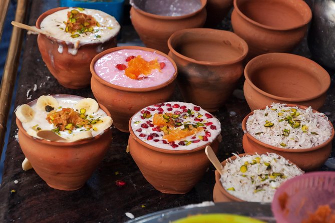 Amritsar Day Tour: Golden Temple and Jalliawala Bagh with Local Food - Private Transport, Rickshaw Ride, and Group Size