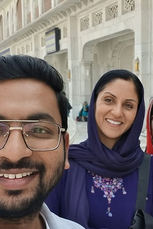 Amritsar: Golden Temple and Jallianwala Bagh Guided Tour - Inside the langar kitchen