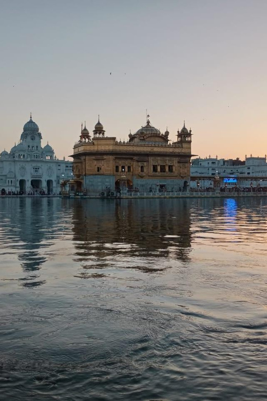 Amritsar: Golden Temple, Jallianwala Bagh, Wagah Border Tour - Key details before you book