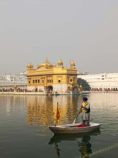 Amritsar Golden Temple- Night view walking tour - Walking toward the temple through Amritsar
