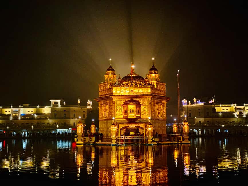 Amritsar Golden Temple- Night view walking tour - Meeting at Heritage Street, not at the border