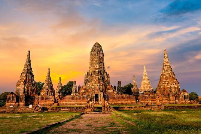 Ancient City & Temples of Ayutthaya ( UNESCO ) by River Cruise with Buffet Lunch - Wat Phra Si Sanphet and the royal temple ruins