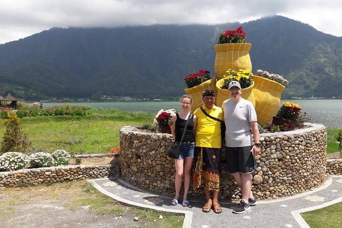 Ancient Temples and Jatiluwih Rice Terrace Private Tour - Jatiluwih, Pacung, and lunch with a view