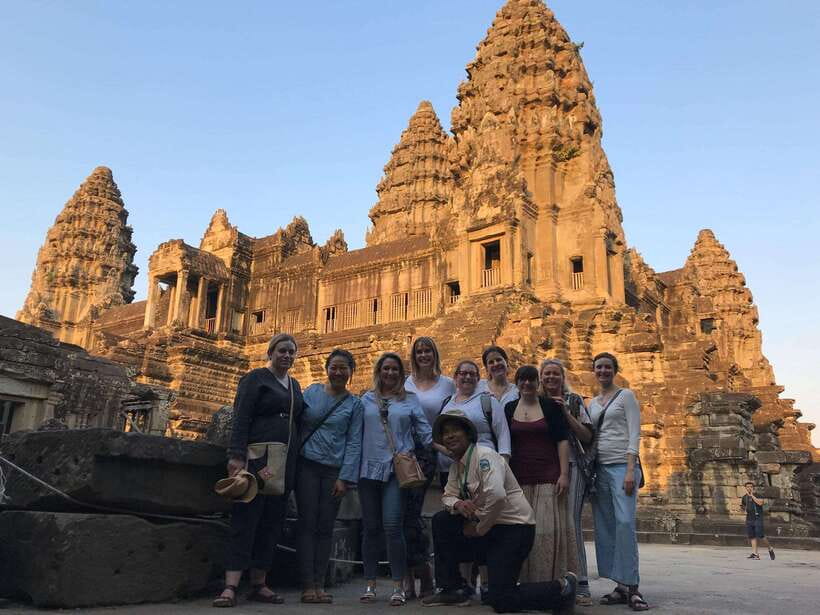 Angkor Temples Highlights Tour: 2 Days with Sunrise - The 4:00 AM start and Angkor Wat sunrise