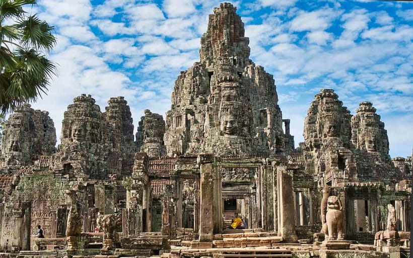 Angkor Wat: Full-Day Guided Sunset Tour - Starting from Siem Reap with an easy pickup
