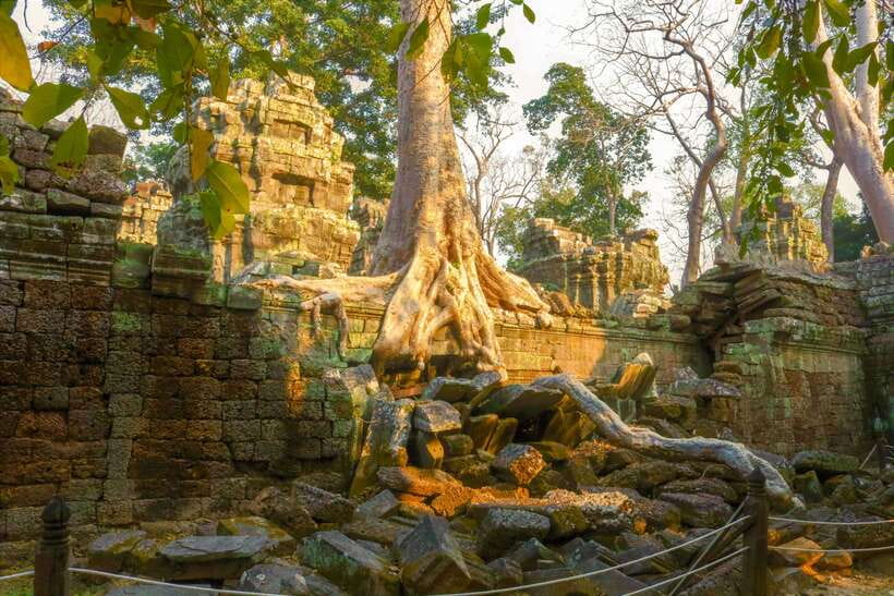 Angkor Wat: Full-Day Temples Small Group Tour - Angkor Thom and the southern gate