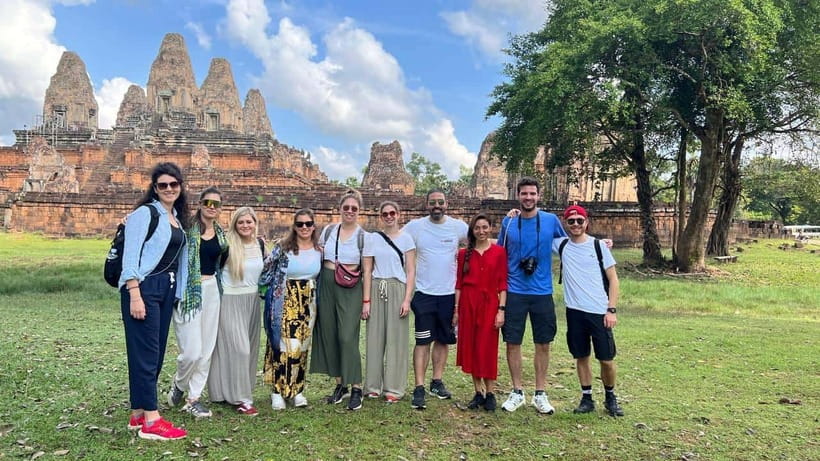 Angkor Wat: Full-Day Temples Small Group Tour - Lunch and a break at Srah Srang