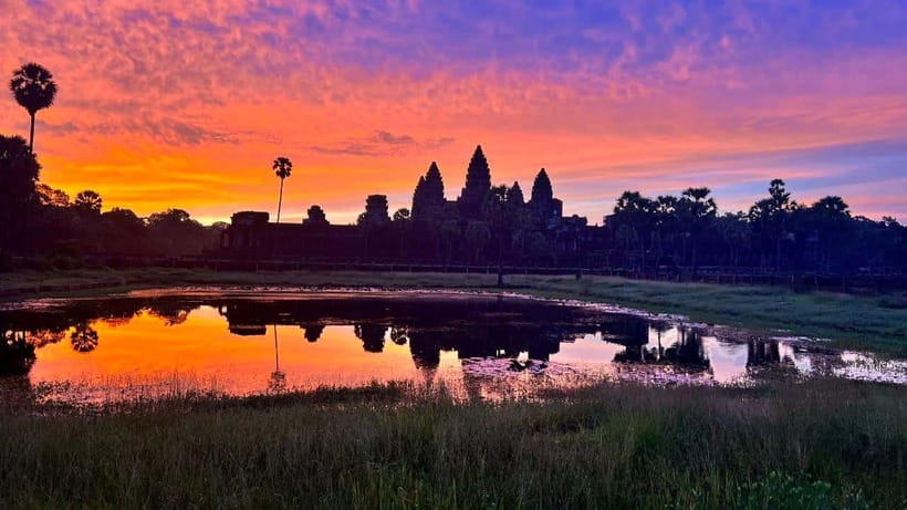 Angkor Wat: Highlights and Sunrise Guided Tour - Why this sunrise tour works so well