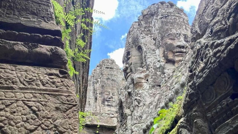 Angkor Wat: Highlights and Sunrise Guided Tour - Angkor Wat at sunrise, from 6:00 to 8:30 AM
