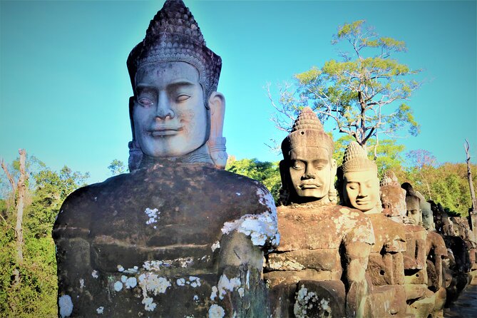 Angkor Wat Highlights and Sunrise Guided Tour from Siem Reap - The guides make the biggest difference