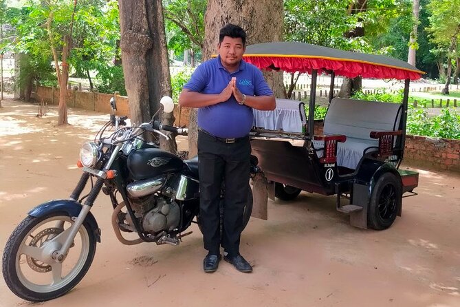 Angkor Wat Private Tour by Tuk-Tuk with English Speaking Driver - Angkor Wat: Start with the great symbol