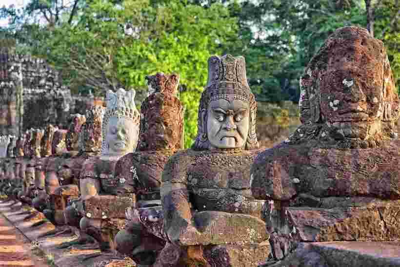 Angkor Wat: Small-Group Tour with Balloon Ride and Lunch - The 200-meter tethered balloon ride
