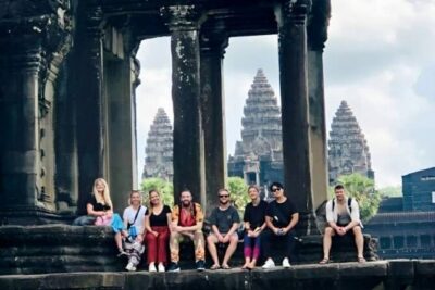 Angkor Wat Sunrise & 3 Main Temples with Breakfast – Small Group