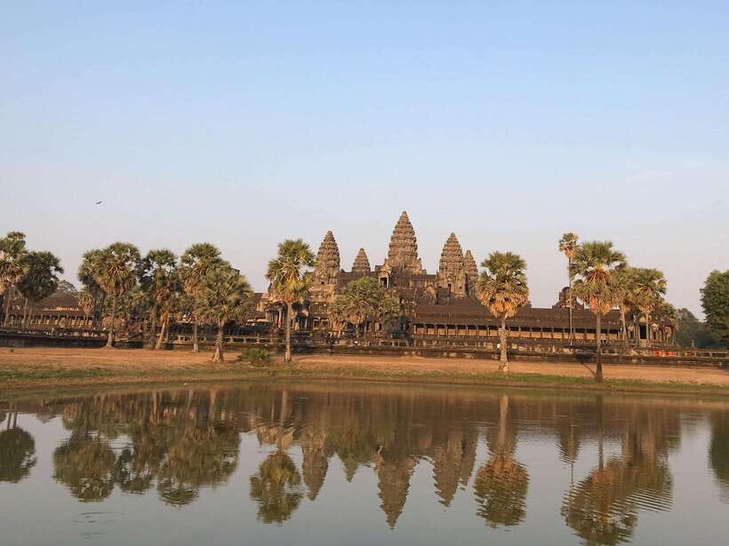 Angkor Wat Sunrise by Vintage Jeep – Private Tour - What the private format really adds