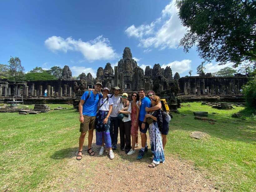 Angkor Wat Sunrise Shared Tours: Bayon-Ta Prohm-Banteay Srei - What the $27 tour really includes