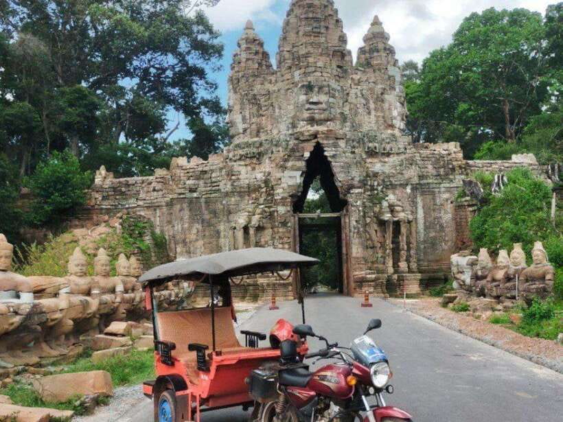 Angkor Wat Tour by Tuk-Tuk with English Speaking Driver - Ta Som and Banteay Kdei for a quieter change