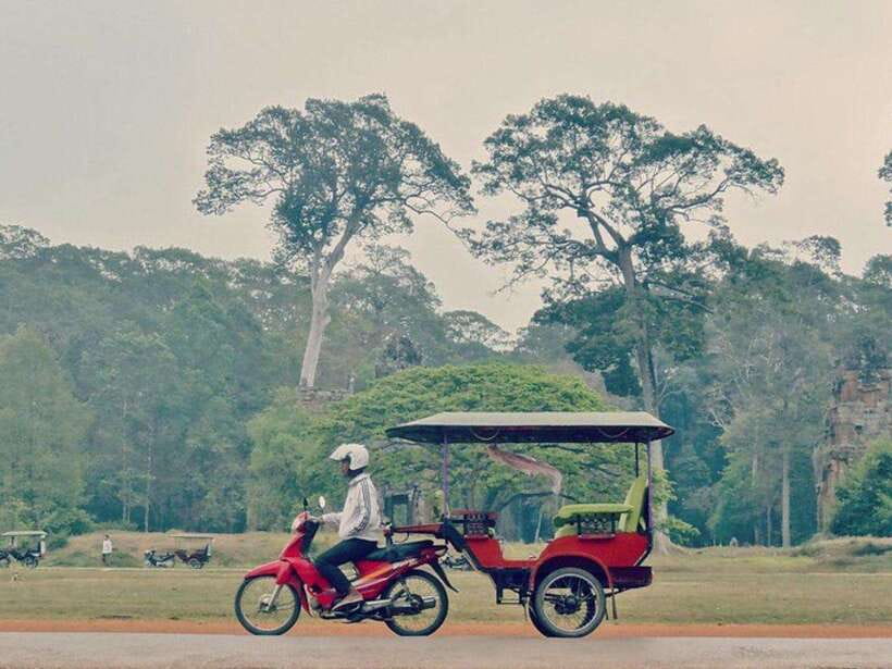Angkor Wat Tour by Tuk-Tuk with English Speaking Driver - Sunrise at Angkor Wat, the right start for a long day