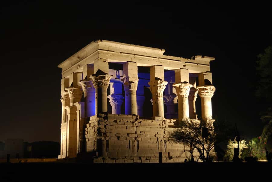 Aswan: Philae Temple Sound & Light Show with Entrance Fees - Why Philae is so striking after dark